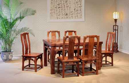 王士豐紅木：醉心精雕，極致工藝詮釋新時代“工匠精神”