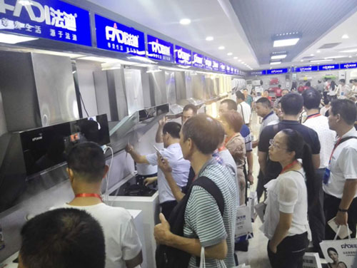 春風十里，不如法迪熱水器“等你”