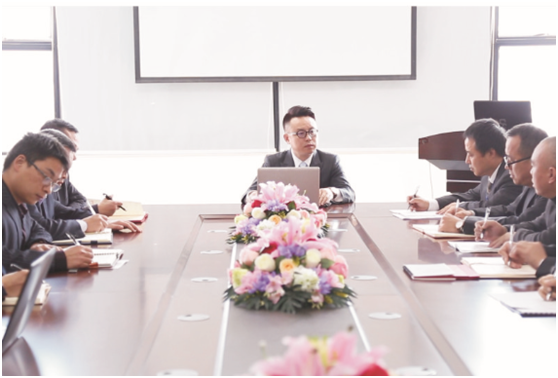 超人廚衛(wèi)董事長(zhǎng)羅子?。阂宰儜?yīng)變，以變制變