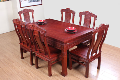 再來(lái)說(shuō)說(shuō)，國(guó)內(nèi)紅木家具品牌哪一個(gè)比較好?