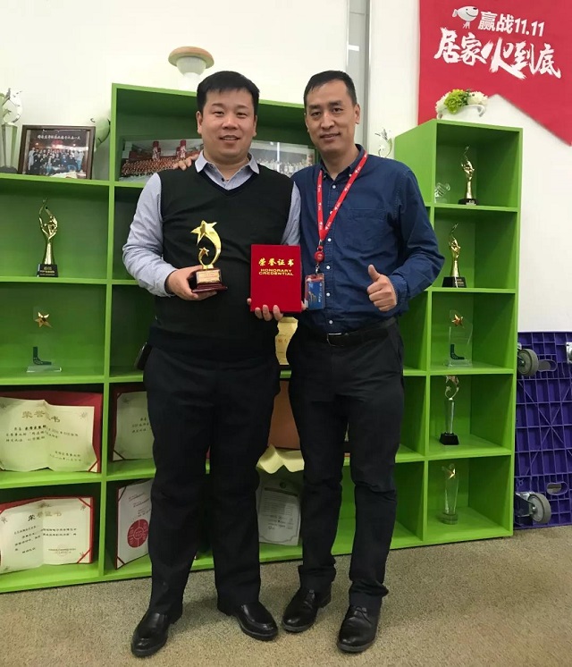 喜訊！晾霸榮獲京東家具建材2017年度最佳創(chuàng)新品牌